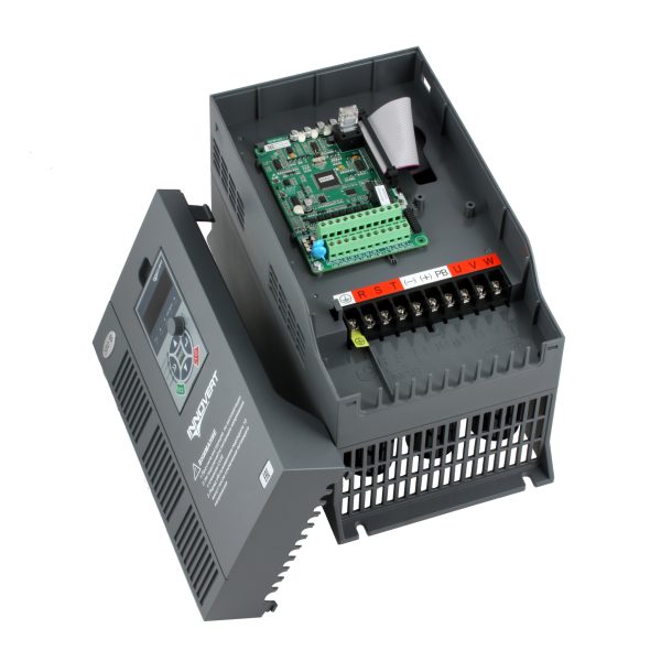 Преобразователь частоты INNOVERT PUMP IHD752P43T (7,5 кВтx380 В), выходной ток 17 А — изображение 8