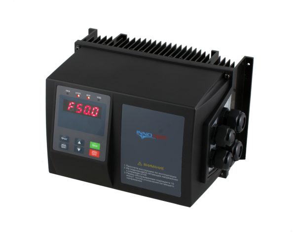 Преобразователь частоты пыле- влагозащищенный INNOVERT IPD402P43B IP65, (4,0 кВтx380 В) выходной ток 8.6 А — изображение 1