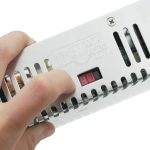 Источник питания INNOCONT. Вход: 220VAC, 2.5А, выход: 200W, 24VDC, 8.3A, -10 +50С, IP20 типы защиты: КЗ, перегрузка, перенапряжение SB-P-201-24 — изображение 3
