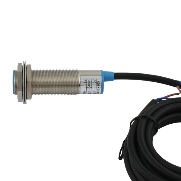 INNOCONT Индуктивный датчик, M18x1, L=73 мм, экранированный, зона срабатывания 5 мм, -25 +60 С, 12…24 VDC, IP65, выход: NPN NO, макс. ток 200 мА, кабель 2 м SL-18N5C — изображение 4