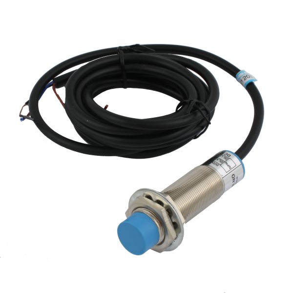 INNOCONT Емкостный датчик, M18x1, L=71 мм, зона срабатывания 10 мм, -25 +60 С, 12…24 VDC, IP65, выход: NPN NO, макс. ток 200 мА, кабель 2 м SC-18N10C — изображение 1